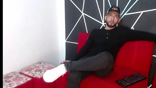 Snapshot of maxXximo777 chatting on January 17, 2025, 2:08 am maxXximo777 online show from January 17, 2025, 2:08 am