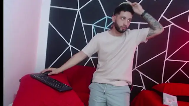 Snapshot of maxXximo777 chatting on January 20, 2025, 5:06 pm maxXximo777 online show from January 20, 2025, 5:06 pm