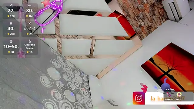 Snapshot of barbiedolls_x chatting on February 8, 2025, 11:02 pm barbiedolls x online show from February 8, 2025, 11:02 pm