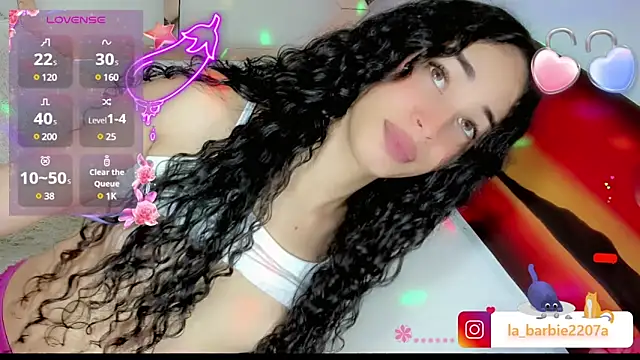 Snapshot of barbiedolls_x chatting on March 3, 2025, 2:15 am barbiedolls x online show from March 3, 2025, 2:15 am