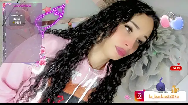 Snapshot of barbiedolls_x chatting on March 7, 2025, 2:04 am barbiedolls x online show from March 7, 2025, 2:04 am