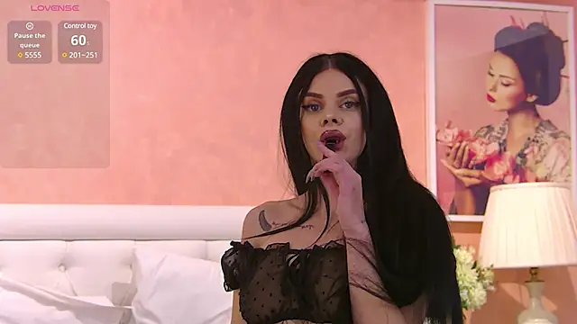 IvyRaven online show from January 18, 2025, 7:26 pm