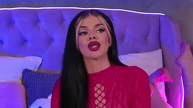 IvyRaven online show from October 13, 2025, 6:19 pm