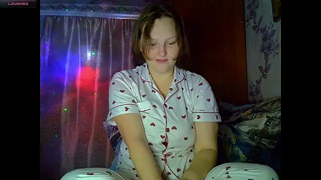 Aria  Dark online show from October 17, 2025, 8:33 pm