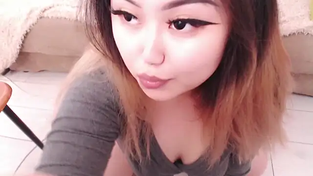 Snapshot of amelia_sunlight chatting on May 12, 2026, 4:04 pm amelia sunlight online show from May 12, 2026, 4:04 pm