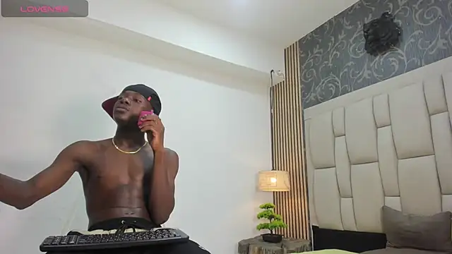 Snapshot of chimi88 chatting on February 21, 2025, 2:27 pm chimi88 online show from February 21, 2025, 2:27 pm