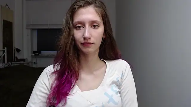 Snapshot of LUNA_delight chatting on November 10, 2025, 6:23 am LUNA delight online show from November 10, 2025, 6:23 am