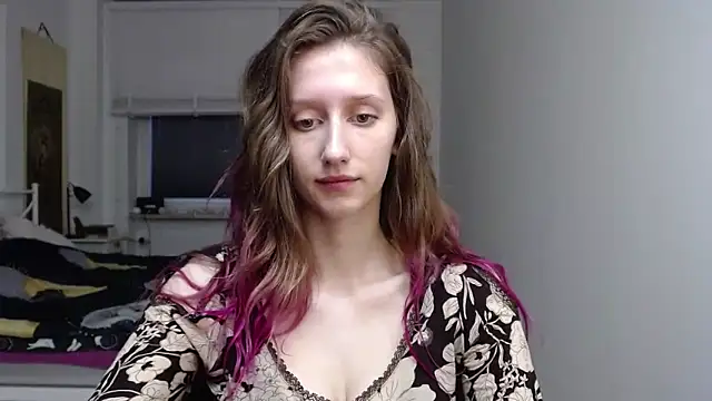 Snapshot of LUNA_delight chatting on November 14, 2025, 6:34 am LUNA delight online show from November 14, 2025, 6:34 am