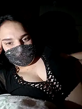 Snapshot of Laurencraft chatting on June 15, 2026, 1:52 am Laurencraft online show from June 15, 2026, 1:52 am