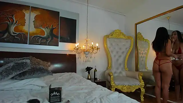 Miranda Foxx online show from December 7, 2024, 1:03 am