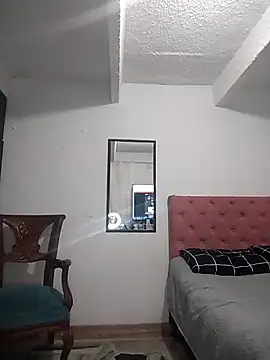 Snapshot of Venus-Wood chatting on October 30, 2025, 9:04 pm Venus-Wood online show from October 30, 2025, 9:04 pm