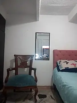 Snapshot of Venus-Wood chatting on November 12, 2025, 10:41 pm Venus-Wood online show from November 12, 2025, 10:41 pm