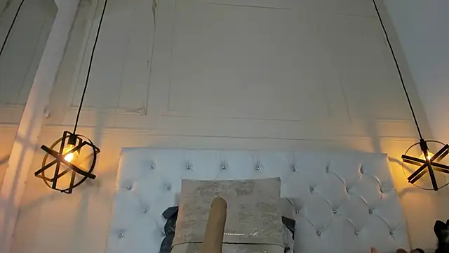 Snapshot of Slut_Milf_ chatting on February 4, 2025, 1:45 am Slut Milf online show from February 4, 2025, 1:45 am