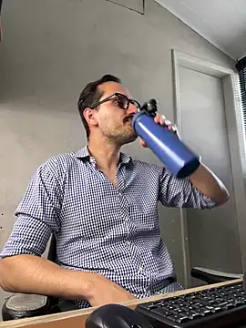 Superdad online show from December 6, 2024, 5:55 pm