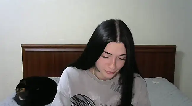 Liana diva online show from February 28, 2025, 7:46 pm