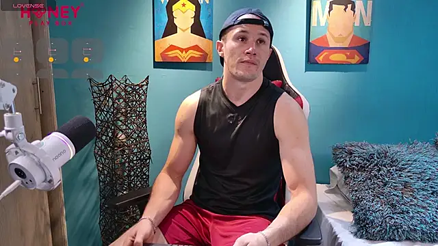 Snapshot of AxelFairchaild chatting on January 26, 2025, 1:15 pm AxelFairchaild online show from January 26, 2025, 1:15 pm