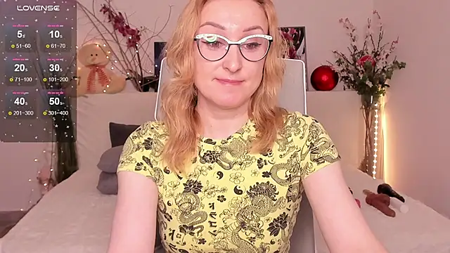 MadissonKiss online show from November 10, 2025, 1:15 am