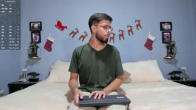 ETHAN ADAM online show from December 16, 2024, 9:09 pm