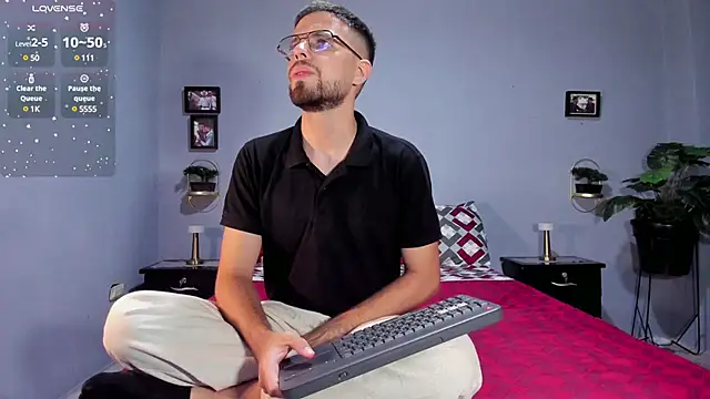 ETHAN ADAM online show from January 31, 2025, 11:35 pm