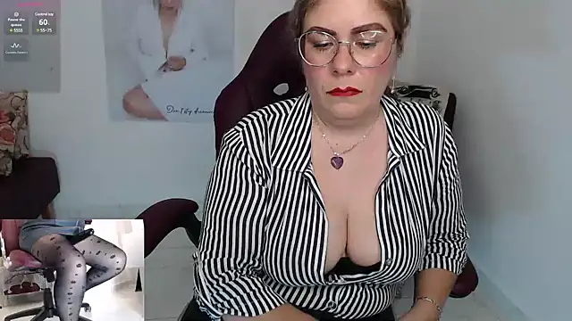 Serenay  online show from December 21, 2024, 10:51 pm