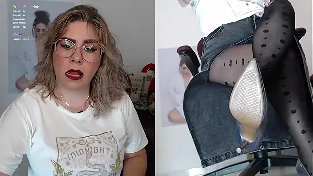 Serenay  online show from January 13, 2025, 9:31 pm