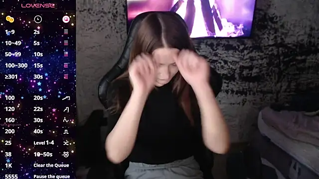 PamelaYoun online show from November 20, 2025, 12:05 pm