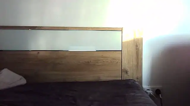 Ahotkittyxxx online show from December 15, 2025, 9:13 am