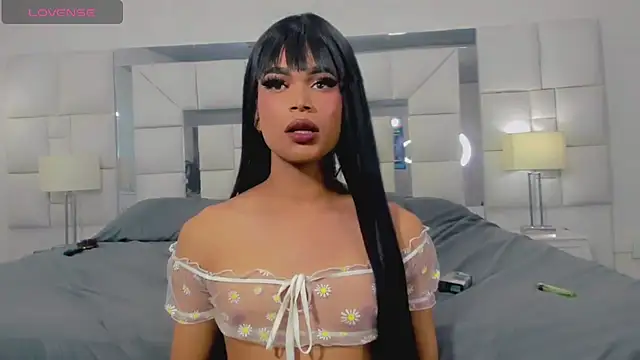 Snapshot of Hellen_moons__ chatting on January 12, 2025, 9:51 pm Hellen moons online show from January 12, 2025, 9:51 pm