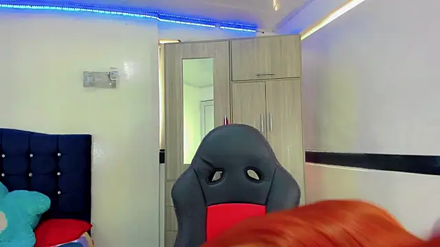 Snapshot of Hellen_moons__ chatting on September 26, 2025, 7:07 pm Hellen moons online show from September 26, 2025, 7:07 pm