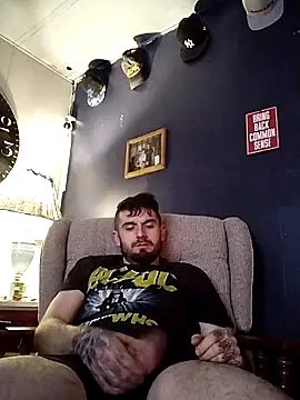 Daddysdirty30 online show from December 22, 2024, 11:33 am