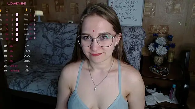 Miatiny online show from December 4, 2024, 7:23 pm