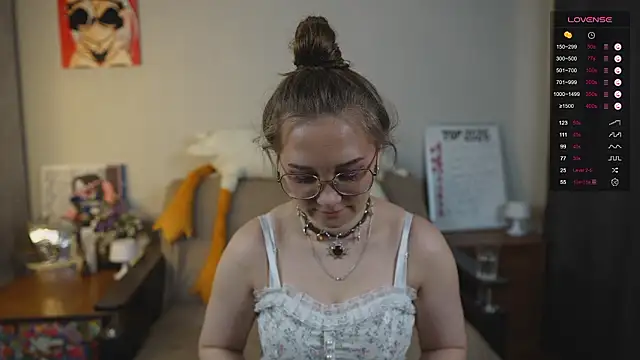 Miatiny online show from February 5, 2026, 5:17 pm