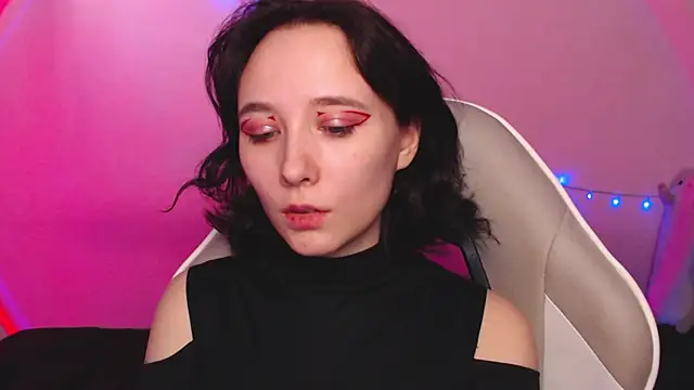 Robin yourss online show from March 15, 2025, 11:51 am