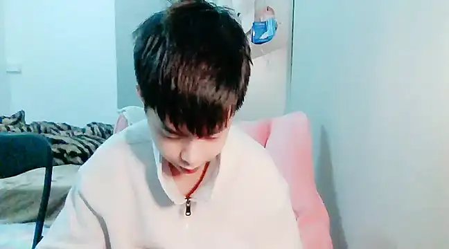 FFFFZ189 online show from December 12, 2024, 2:22 pm