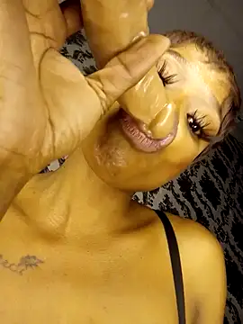 Snapshot of DickDiva1 chatting on February 17, 2025, 12:59 pm DickDiva1 online show from February 17, 2025, 12:59 pm