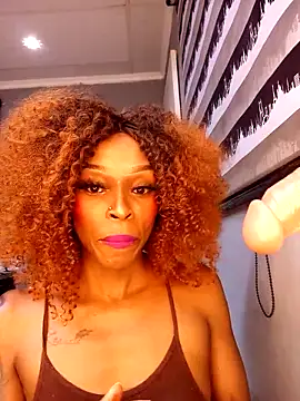 Snapshot of DickDiva1 chatting on March 21, 2025, 10:39 pm DickDiva1 online show from March 21, 2025, 10:39 pm