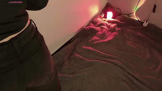 Snapshot of Megan_mooree_ chatting on September 10, 2025, 12:16 pm Megan mooree online show from September 10, 2025, 12:16 pm