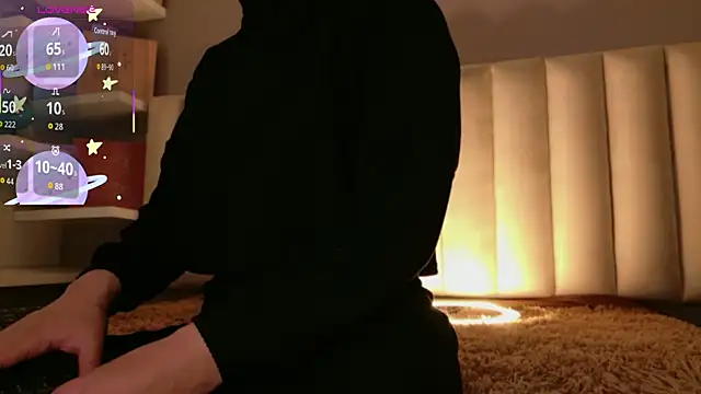 Megan mooree  online show from March 3, 2026, 1:17 pm