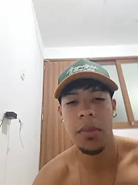 Snapshot of Elputas chatting on July 22, 2026, 3:04 pm Elputas online show from July 22, 2026, 3:04 pm