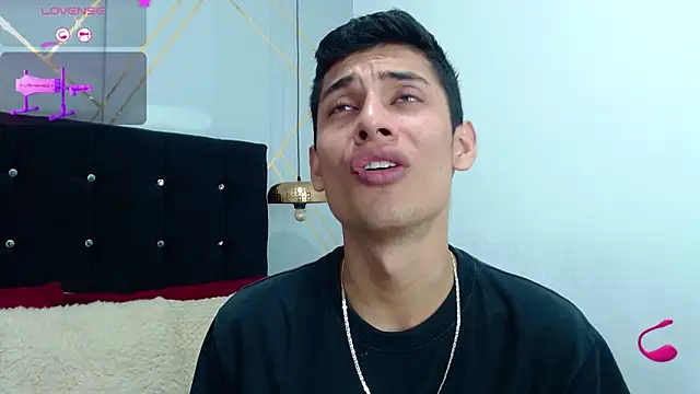 Oliver king sex online show from February 6, 2025, 3:41 pm