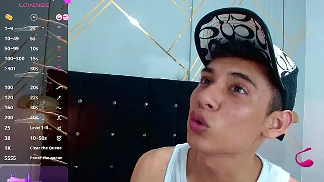 Oliver king sex online show from February 28, 2025, 11:23 pm