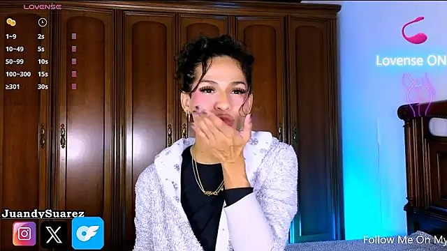 Abby bella09 online show from November 1, 2025, 6:48 am