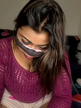 Snapshot of IndieSM chatting on March 6, 2025, 6:26 pm IndieSM online show from March 6, 2025, 6:26 pm