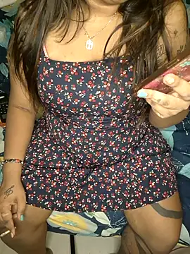 Snapshot of IndieSM chatting on September 21, 2025, 10:55 pm IndieSM online show from September 21, 2025, 10:55 pm