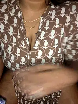 Snapshot of IndieSM chatting on January 18, 2026, 4:33 pm IndieSM online show from January 18, 2026, 4:33 pm