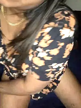 Snapshot of IndieSM chatting on February 12, 2026, 9:10 pm IndieSM online show from February 12, 2026, 9:10 pm