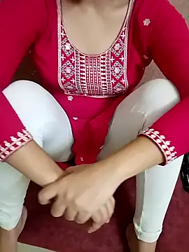 yourtamilcouple online show from April 4, 2026, 4:48 pm