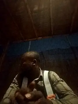 Snapshot of Landlordlandlord12 chatting on January 14, 2026, 10:25 pm Landlordlandlord12 online show from January 14, 2026, 10:25 pm