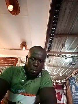 Snapshot of Landlordlandlord12 chatting on February 21, 2026, 7:31 am Landlordlandlord12 online show from February 21, 2026, 7:31 am