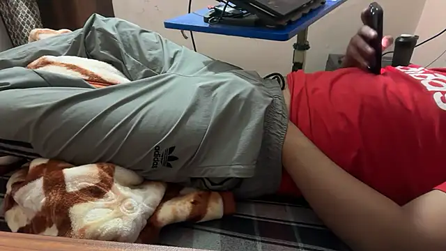 sexyboy09 online show from October 25, 2025, 6:43 am